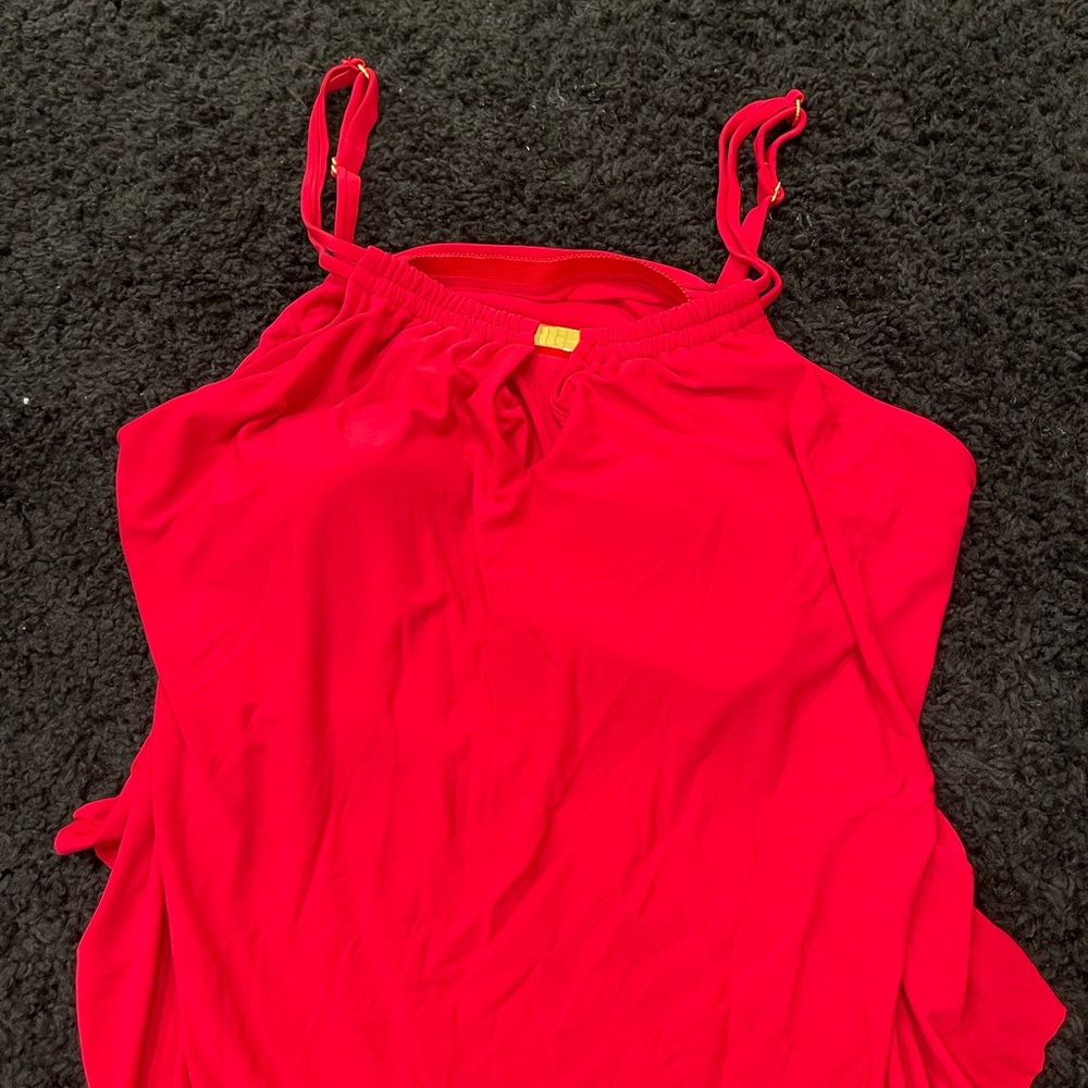 Women’s tankini swimsuit top